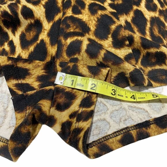 VITTA Luna Leopard Animal Double Button Shorts - Picture 5 of 8